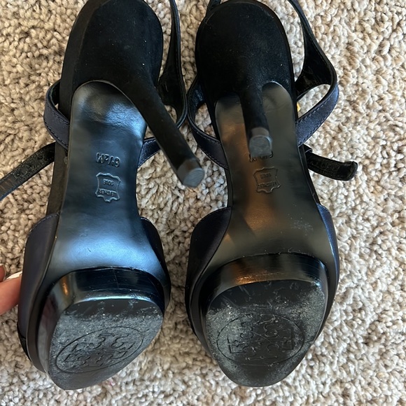 TORY BURCH navy blue/black suede and satin heels - Picture 6 of 6